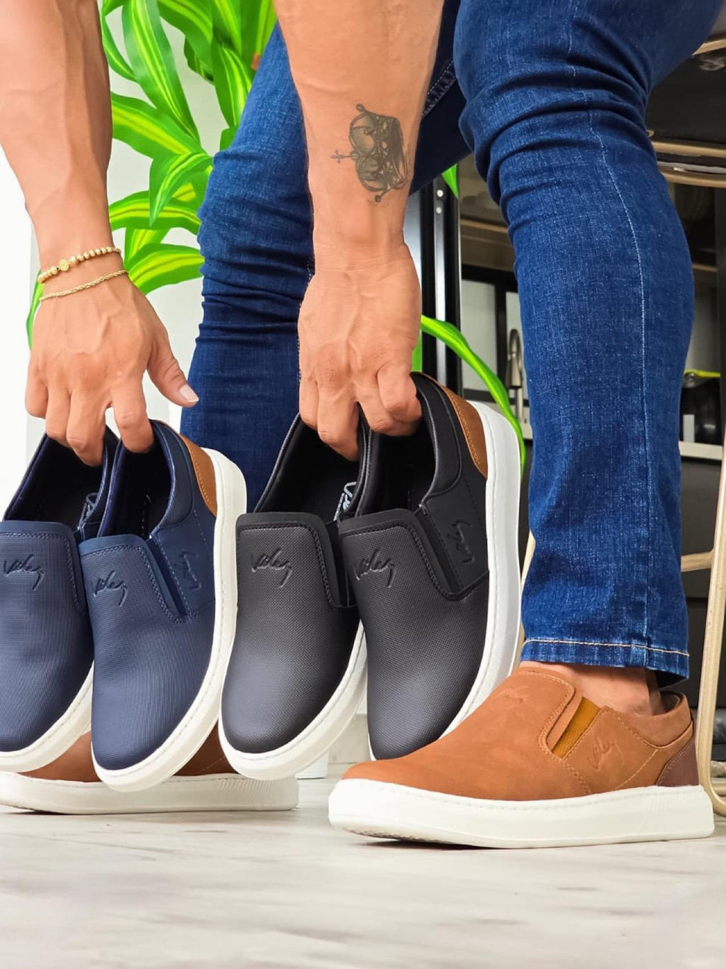 Gray helmet for bikers